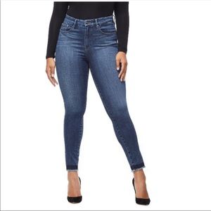 NWT Good American Good Waist cropped jeans